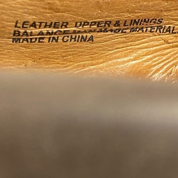 BORN BOC Leather Shoes Size 8 Slide On Slip On Brown Flats Comfort Like New - Picture 5 of 7